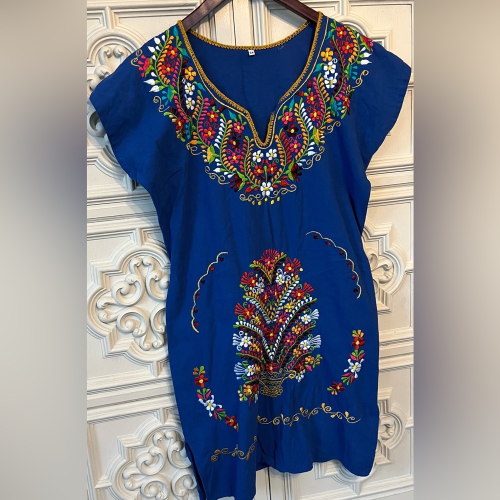 Vintage Mexican Embroidered Tunic